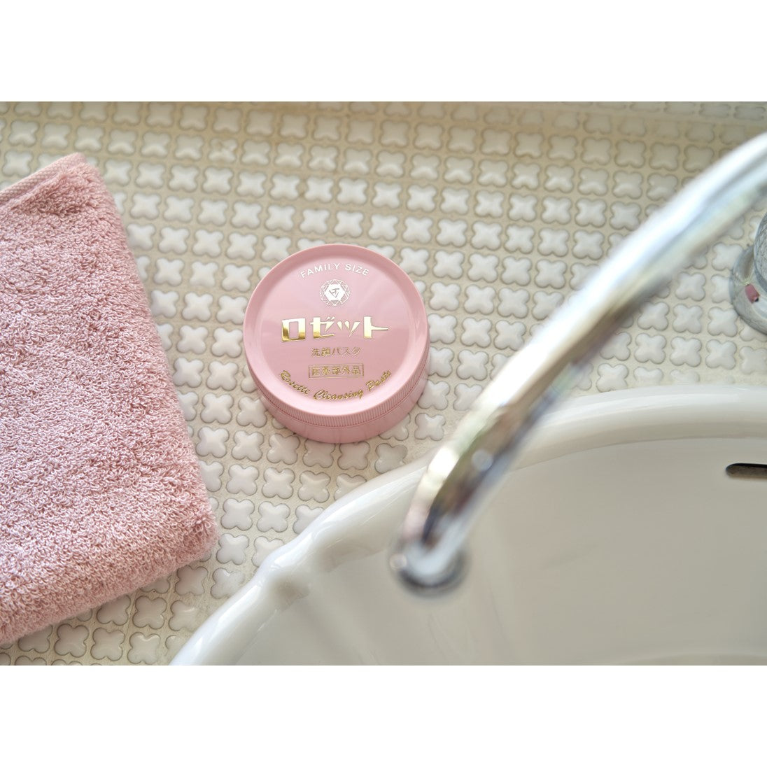 ROSETTE Cleansing Paste for Normal Skin (90g)