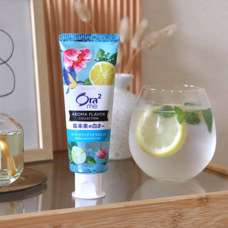 Ora2 Me Aroma Flavor Collection Toothpaste Sparkling Citrus Mint Lifestyle Image